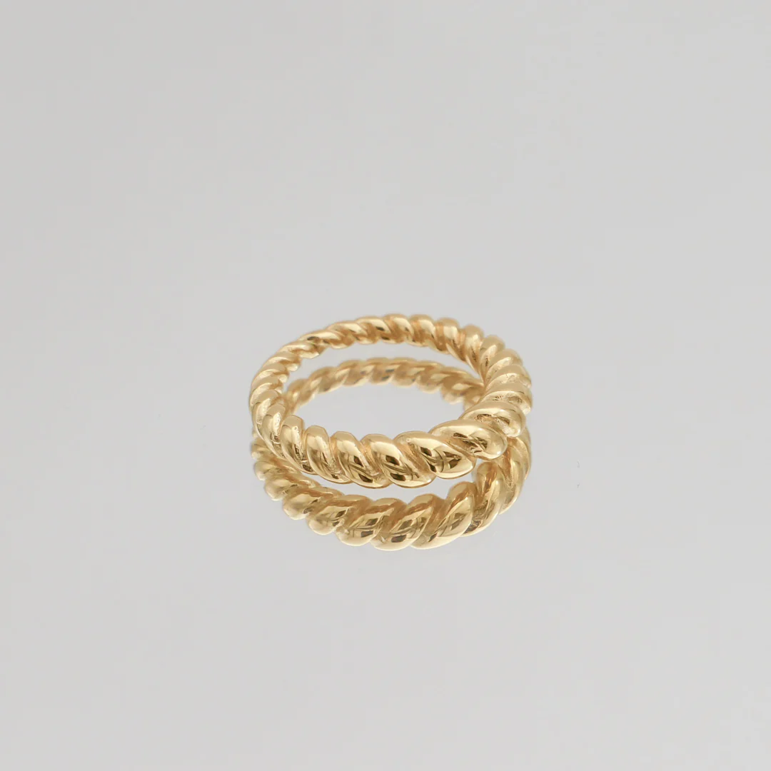 Tia Twisted Ring - Image 3