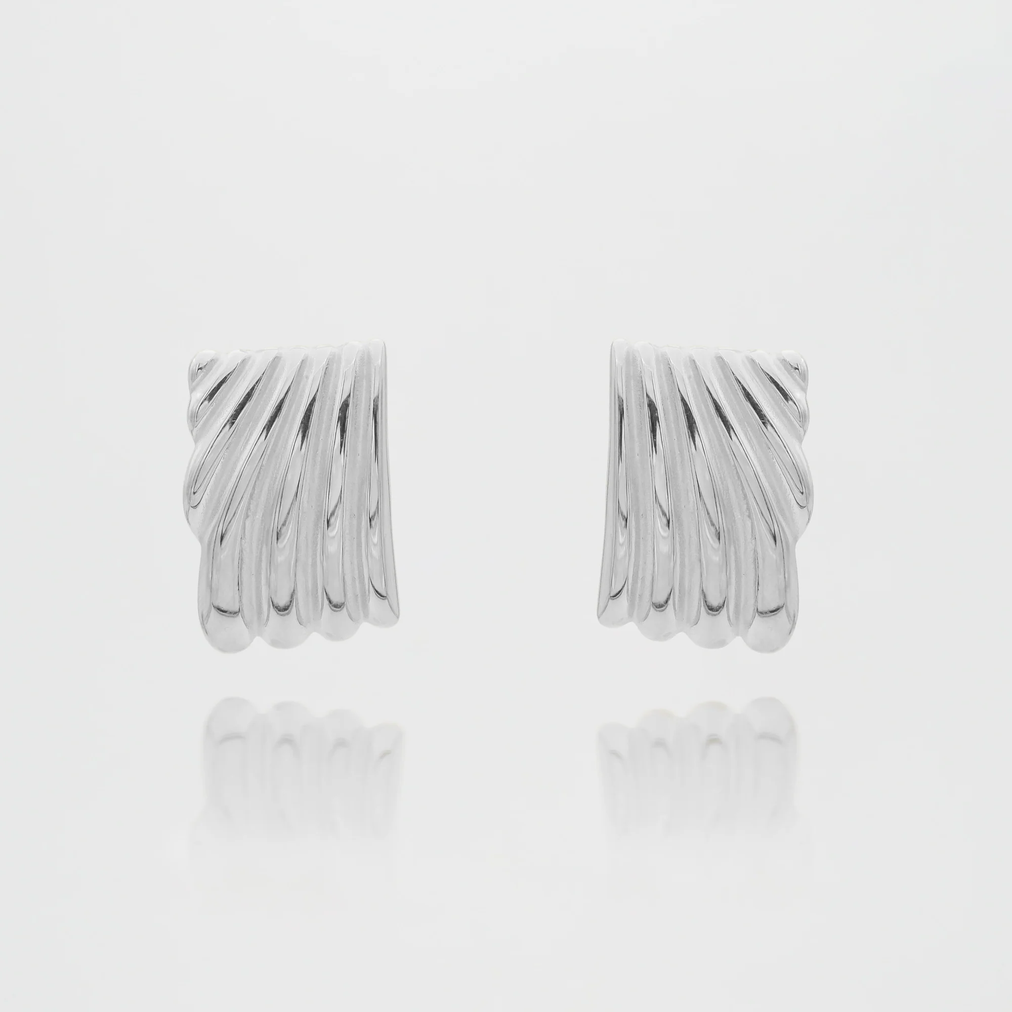 Tiana Earrings - Image 9