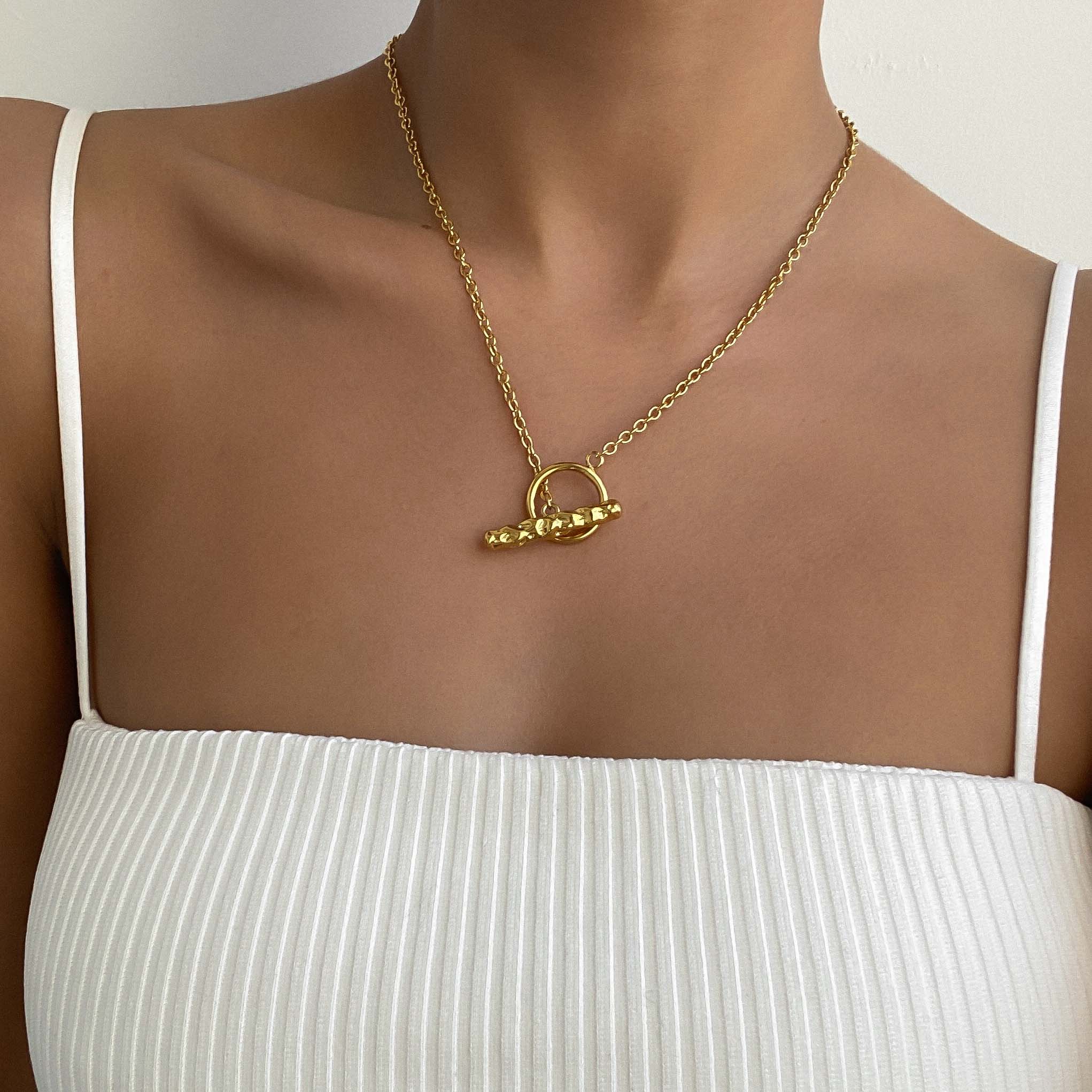 Tilly Toggle Bar Necklace - Image 3