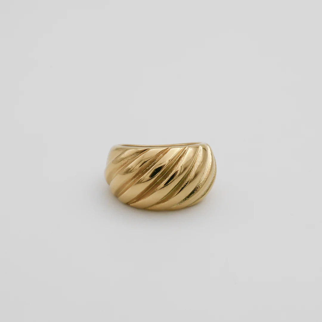 Venus Dome Ring | Gold - Image 5