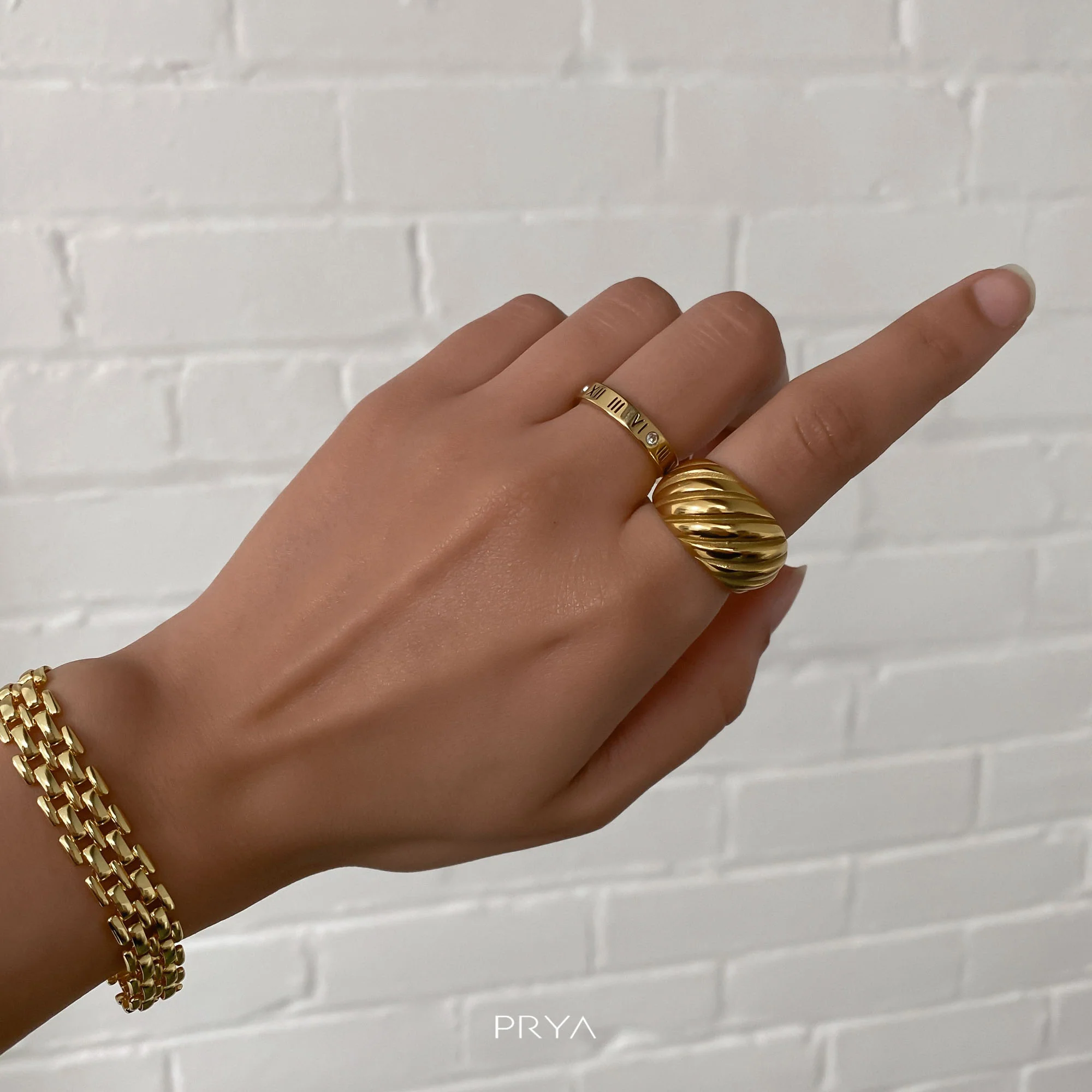 Venus Dome Ring | Gold - Image 6