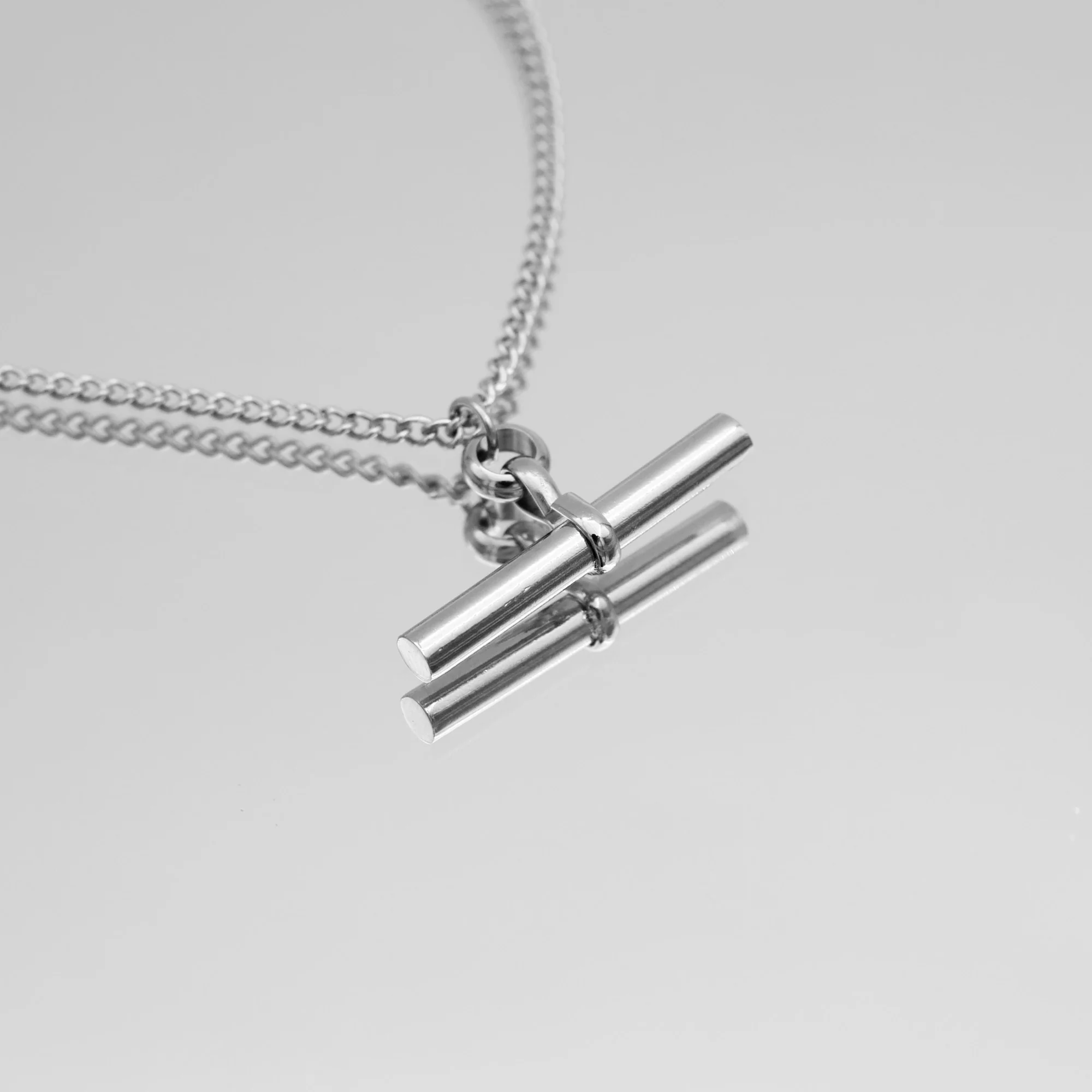 Willow T-Bar Necklace - Image 3