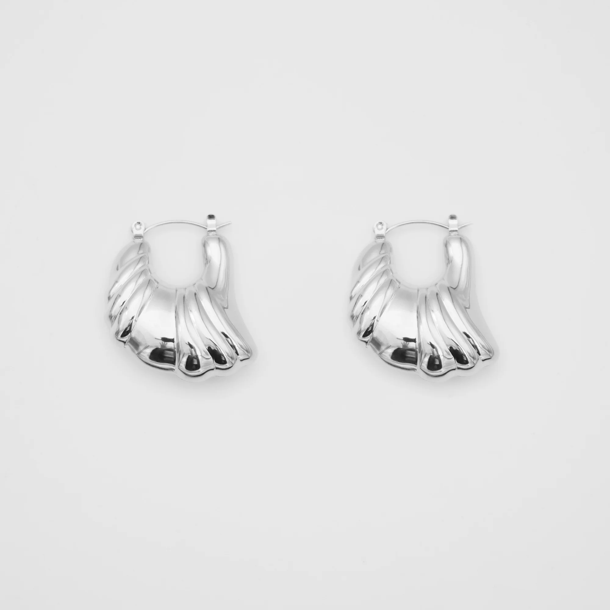 Yara Earrings - Image 4