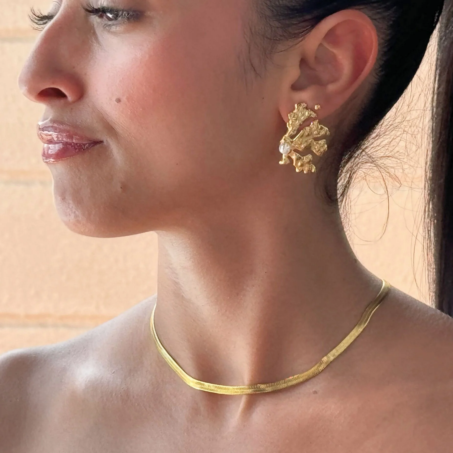 Zeina Pearl Coral Earrings - Image 6