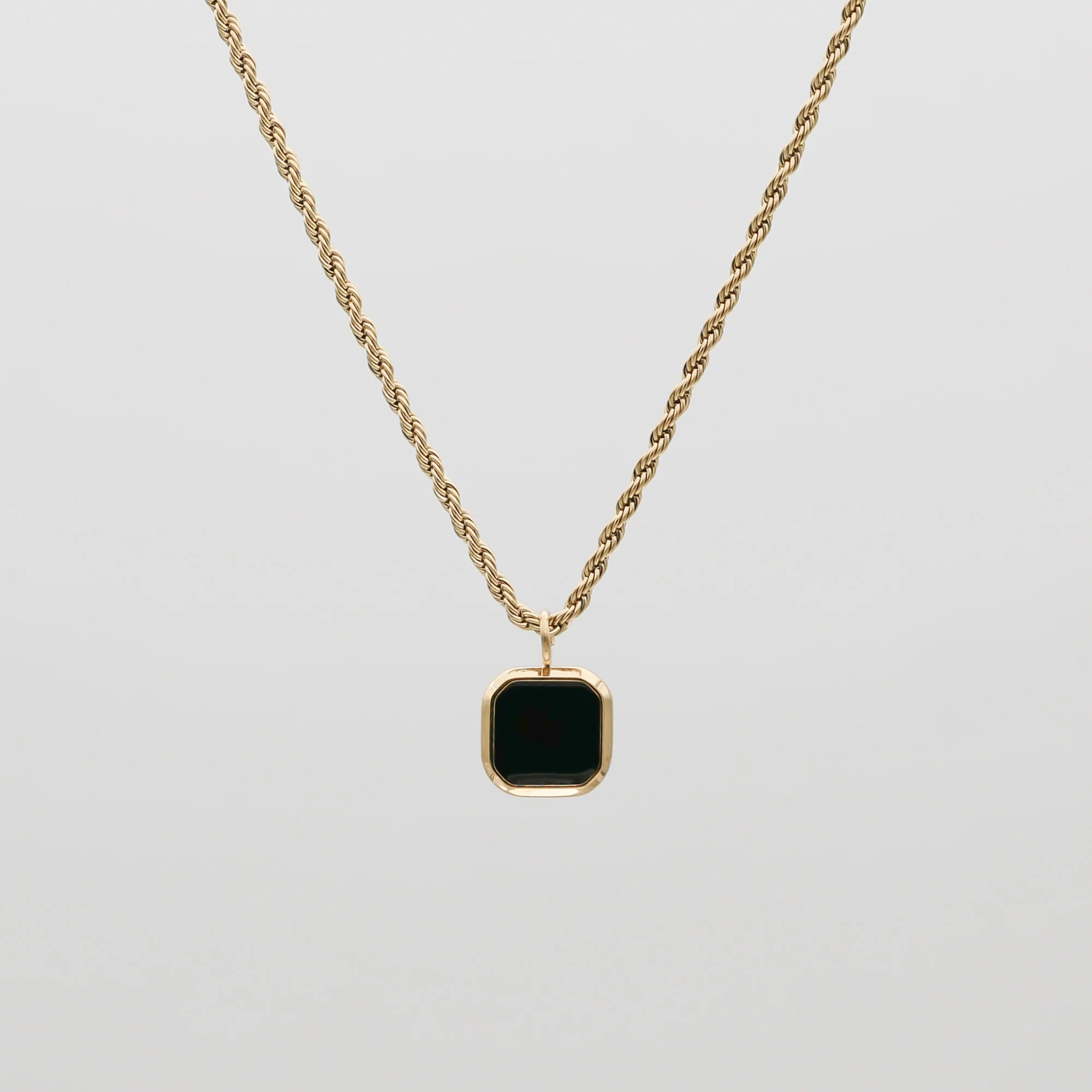 Zola Onyx Pendant Necklace - Image 3