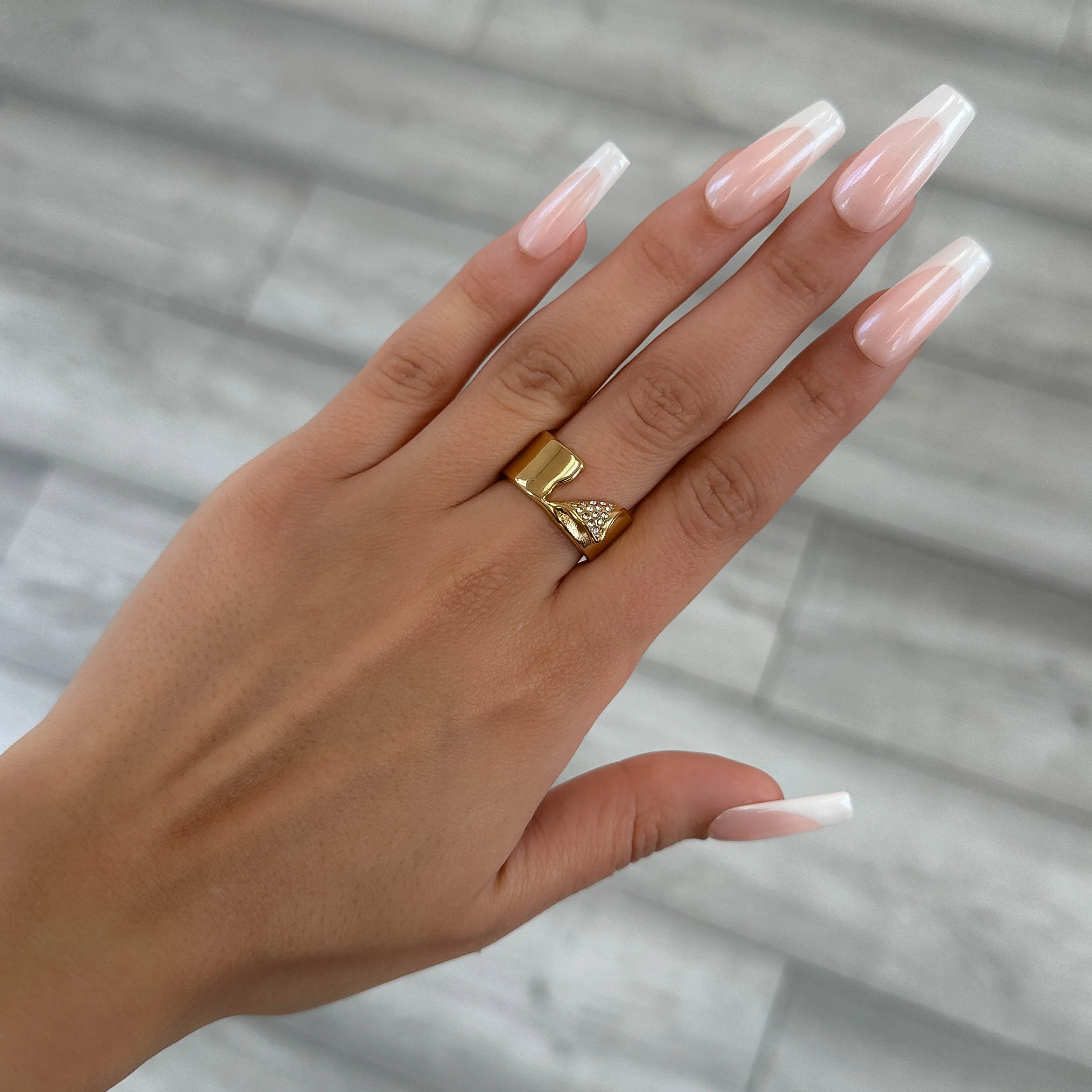 Zuri Cut Out Band Ring - Image 2