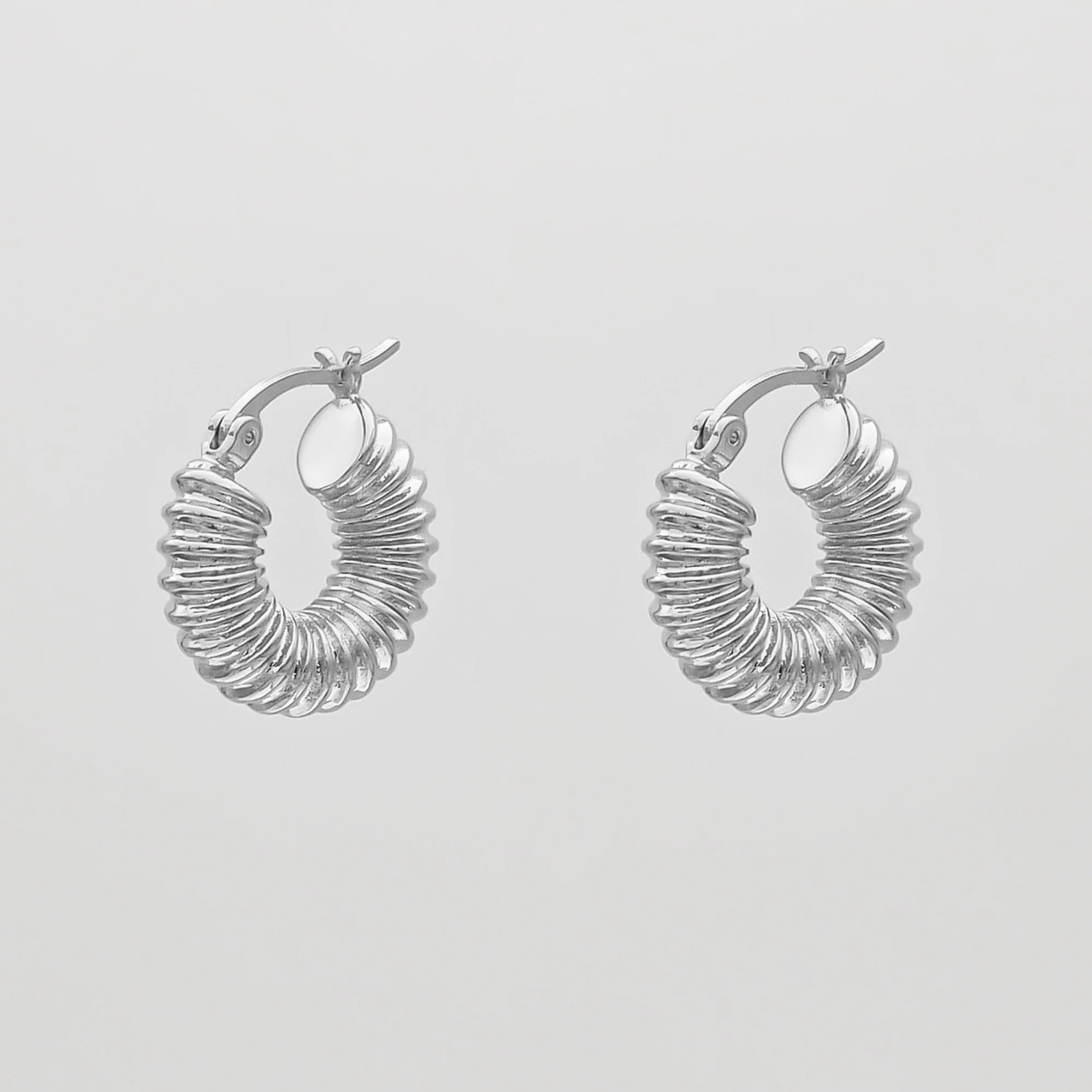 Zuri Ridge Hoop Earrings - Image 3